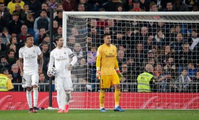 Real và Barca cùng bị loại khỏi Cúp Nhà Vua