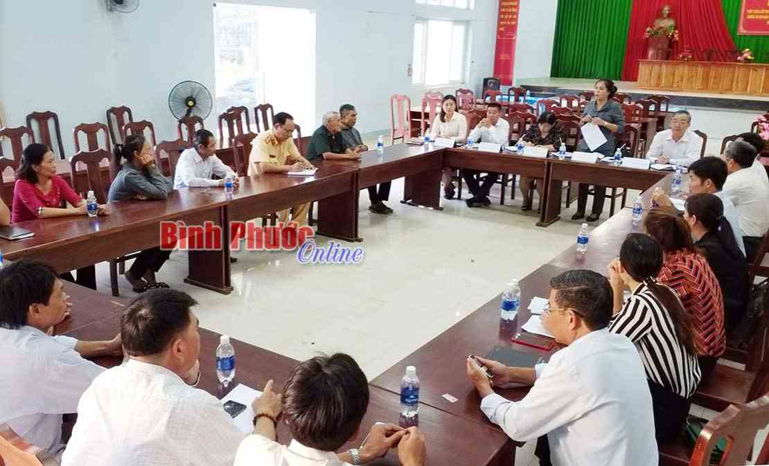 Hớn Quản: Đổi mới c&aacute;ch l&agrave;m để thu h&uacute;t sự quan t&acirc;m của cử tri