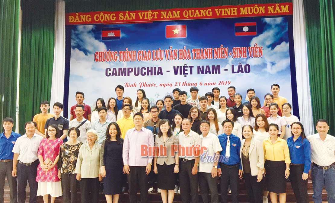 Thắm tình hữu nghị 3 nước Đông Dương