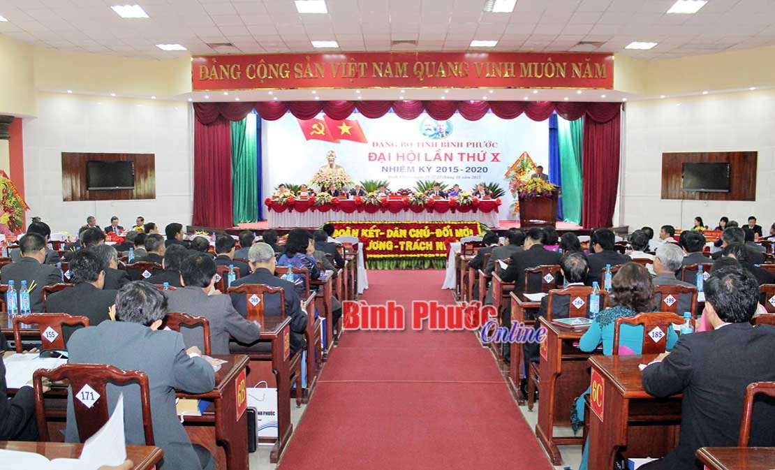 “Đảng đã cho ta ánh sáng, niềm tin”