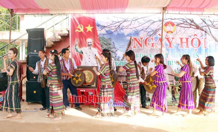 Ph&uacute; Riềng bảo tồn, ph&aacute;t triển văn h&oacute;a c&aacute;c DTTS