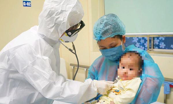 Điều trị thành công cho bé gái 3 tháng tuổi mắc bệnh COVID-19