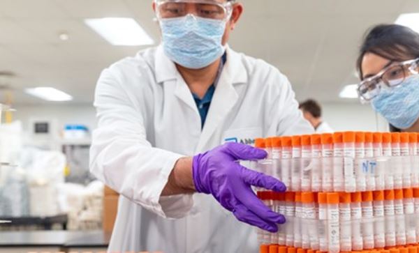 Phòng thí nghiệm Mỹ ra mắt thiết bị xét nghiệm SARS-CoV-2 trong 5 phút