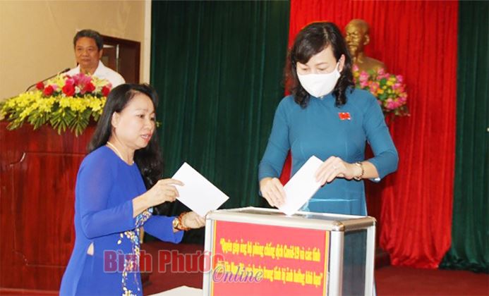 Hơn 3 tỷ đồng hỗ trợ phòng, chống dịch Covid-19 và đồng bào bị hạn hán, xâm nhập mặn