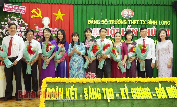 Đại hội Đảng bộ Trường THPT thị x&atilde; B&igrave;nh Long lần thứ XI