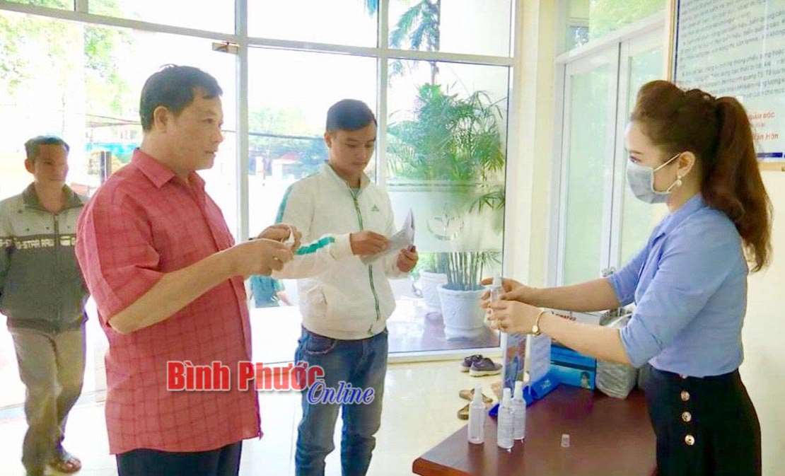 Công ty điện lực Bình Phước thực hiện nhiều biện pháp phòng chống dịch Corona