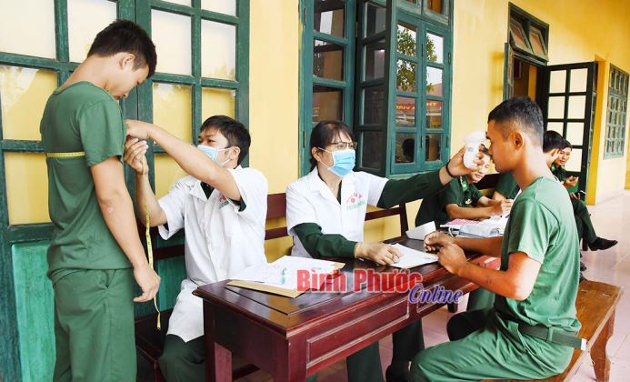 Đảm bảo sức khỏe t&acirc;n binh trong m&ugrave;a dịch