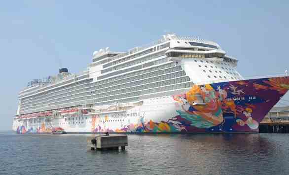 3 ca nhiễm virus corona trên siêu du thuyền Trung Quốc từng ghé Việt Nam