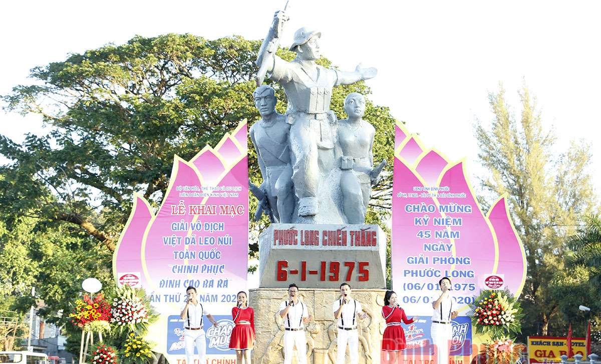 Bế mạc giải việt d&atilde; leo n&uacute;i to&agrave;n quốc &ldquo;Chinh phục đỉnh cao B&agrave; R&aacute;&rdquo; lần thứ 26 năm 2020