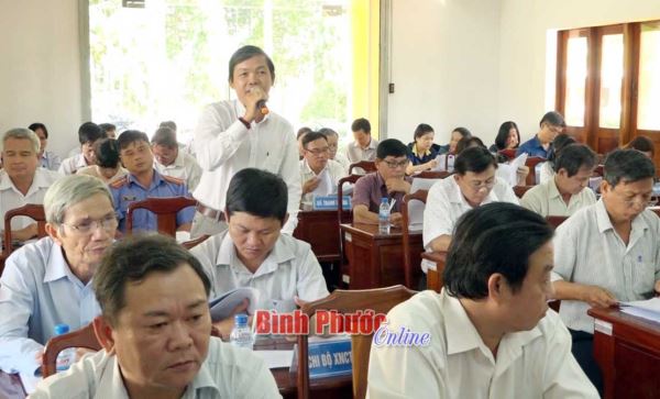 Phú Riềng, Bù Đăng, Bình Long tổ chức góp ý dự thảo các văn kiện đại hội đảng bộ cấp huyện