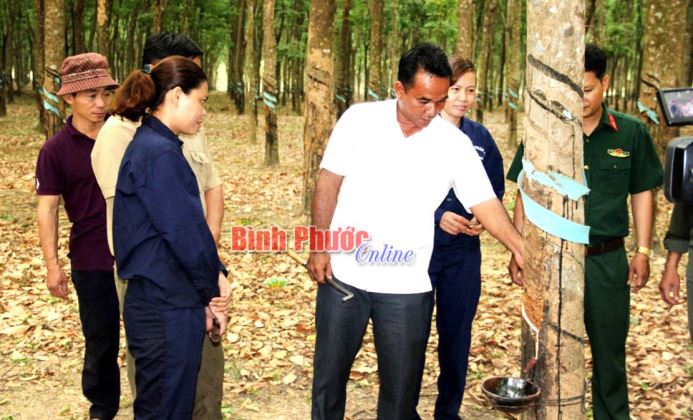 Thi đua x&acirc;y dựng đơn vị quyết thắng