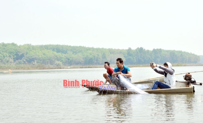 Phát huy hiệu quả Tổ nghề cá ấp Thuận An