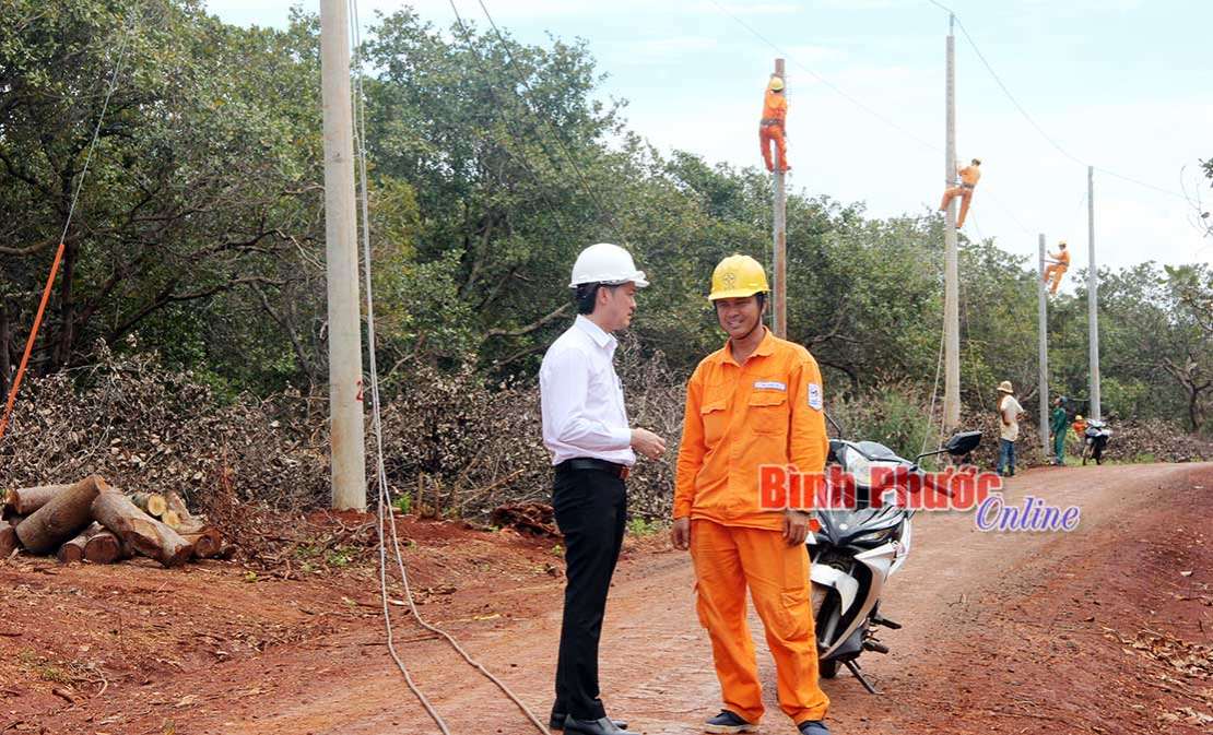 Điện về “thắp sáng” tương lai