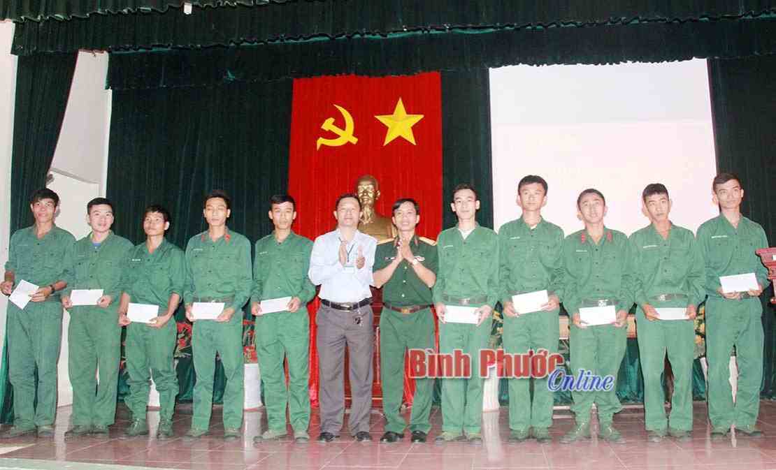 H&agrave;nh tr&igrave;nh trở th&agrave;nh qu&acirc;n nh&acirc;n - B&agrave;i cuối