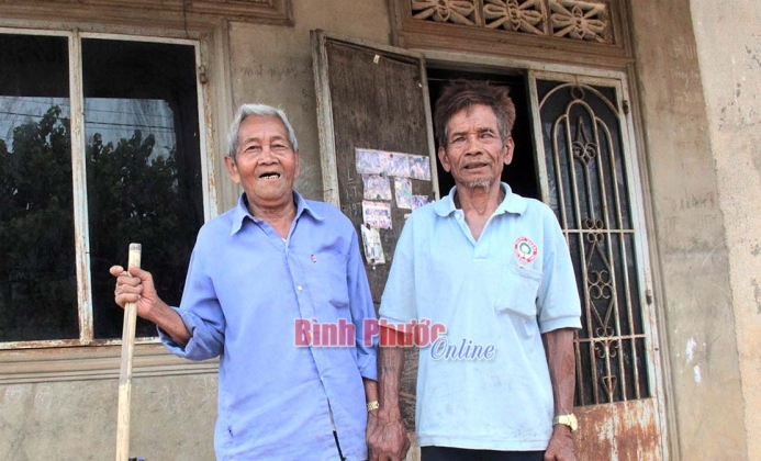 Già làng Lâm Uynh một lòng theo Đảng