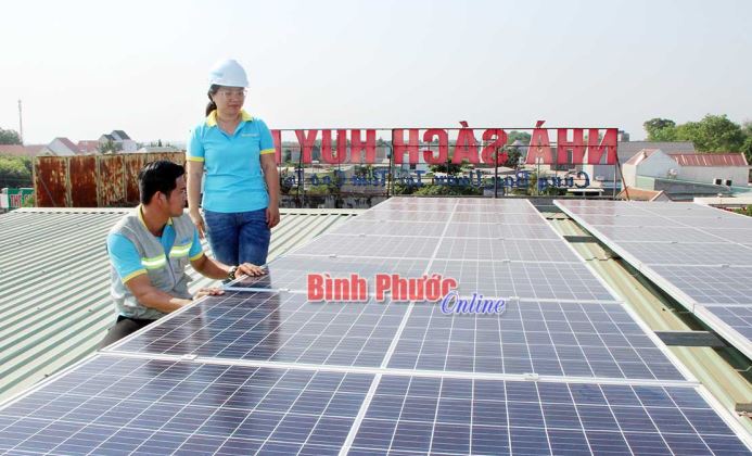 Kiếm tiền trên mái nhà