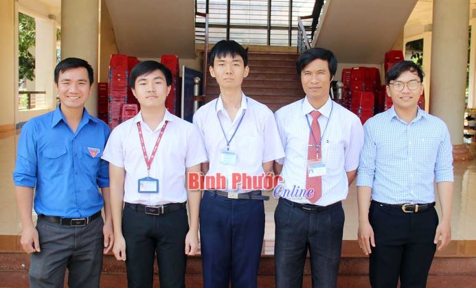 Niềm vui đầu năm ở Trường THPT chuy&ecirc;n B&igrave;nh Long