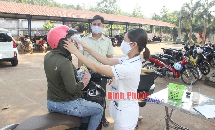 Bù Gia Mập chung tay phòng, chống Covid-19