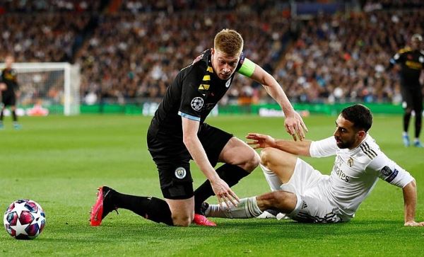 Man City thắng ngược Real