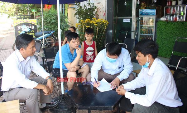 Phú Riềng vận động cơ sở kinh doanh tạm ngưng hoạt động để phòng, chống dịch corona