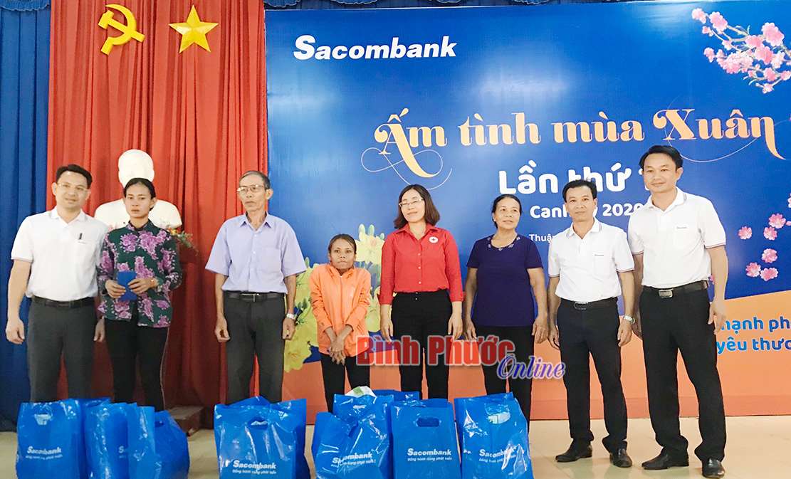 Sacombank lan tỏa yêu thương