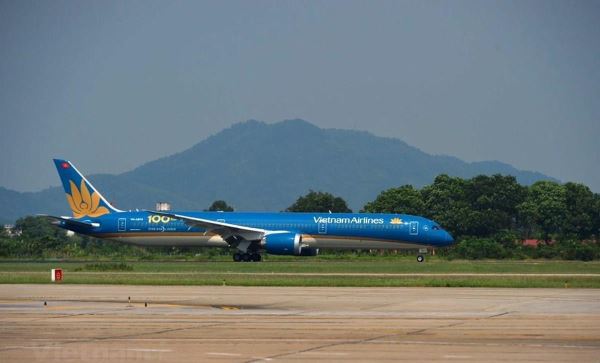 Vietnam Airlines tạm ngừng vận chuyển khách từ châu Âu về Việt Nam