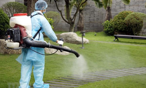 Bộ Y tế: Thêm 2 khách du lịch đến từ châu Âu mắc bệnh Covid-19