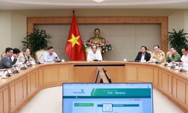 Nộp phạt vi phạm giao th&ocirc;ng qua Cổng dịch vụ c&ocirc;ng chỉ mất 3 ph&uacute;t