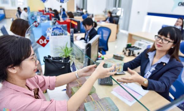 Tạm dừng đóng vào quỹ hưu trí và tử tuất các doanh nghiệp gặp khó khăn do Covid-19