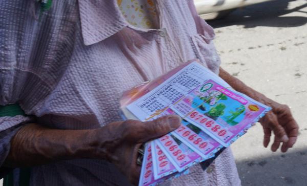 Dừng phát hành vé số 15 ngày kể từ 1-4