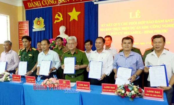 Phối hợp đảm bảo an ninh trật tự địa bàn Khu công nghiệp Becamex - Bình Phước