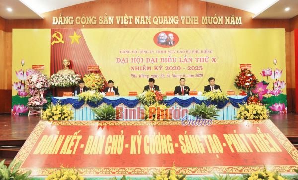 Khai mạc Đại hội đại biểu Đảng bộ Công ty TNHH MTV cao su Phú Riềng