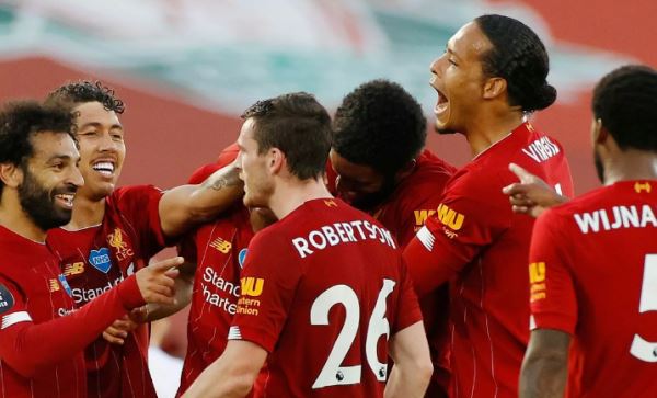 Liverpool giải cơn khát danh hiệu Ngoại hạng Anh sau 30 năm
