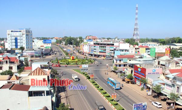 Thành ủy Ðồng Xoài phát động thi đua chào mừng Ðại hội Ðảng bộ thành phố