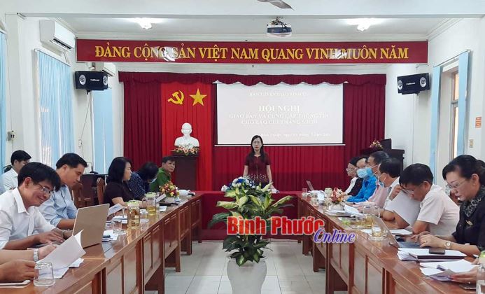 Hội nghị giao ban báo chí đề cập nhiều vấn đề người dân quan tâm