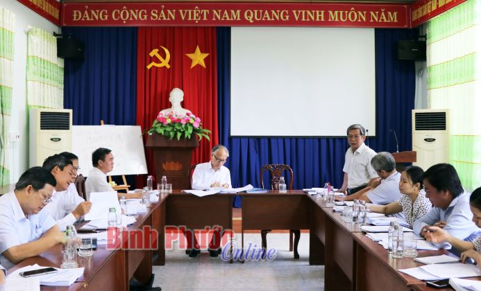 Hội đồng Nh&acirc;n d&acirc;n tỉnh gi&aacute;m s&aacute;t tại Sở T&agrave;i nguy&ecirc;n v&agrave; M&ocirc;i trường