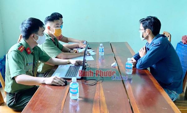 Xử phạt h&agrave;nh ch&iacute;nh 1 đối tượng đưa th&ocirc;ng tin sai tr&ecirc;n mạng x&atilde; hội