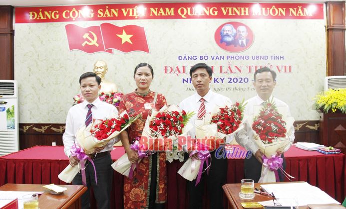 Đảng bộ Văn phòng UBND tỉnh tổ chức thành công Đại hội lần thứ VII