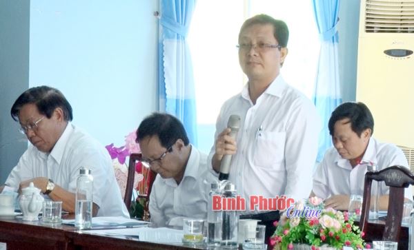 Lấy ý kiến góp ý văn kiện Đại hội Ðảng bộ huyện Bù Ðốp