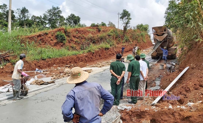 G&oacute;p sức đổi thay v&ugrave;ng đất bi&ecirc;n cương 