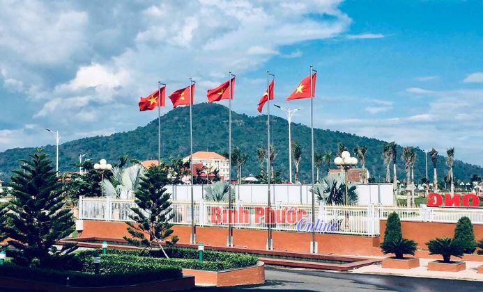 Từ Bà Rá, Thác Mơ đến trung tâm kinh tế, thương mại - dịch vụ