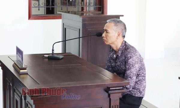 D&ugrave;ng t&ecirc;n giả, sim r&aacute;c lừa đảo chiếm đoạt gần 2 tỷ đồng