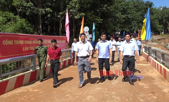 Khánh thành công trình cầu Sóc chào mừng Đại hội Đảng bộ huyện Bù Đăng lần thứ VIII