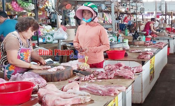 Do đâu giá thịt heo “phi mã”?