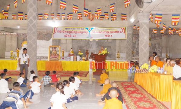 Chùa Sóc Lớn khai giảng lớp học chữ Khmer năm 2020