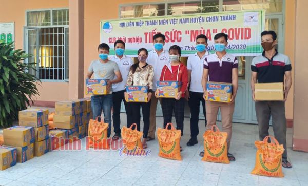 53 phần quà tặng người lao động, công nhân nghèo