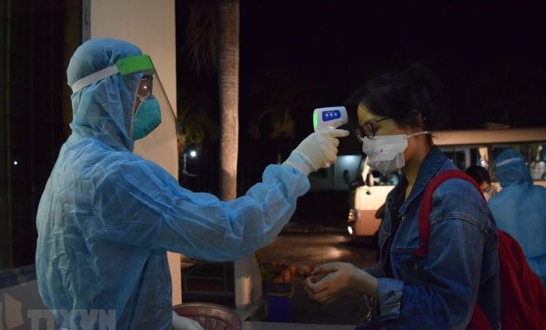 Việt Nam bảo vệ được thành quả bước đầu trong cuộc chiến COVID-19