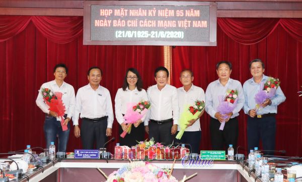 Công ty Điện lực Bình Phước và BPTV họp mặt, giao lưu