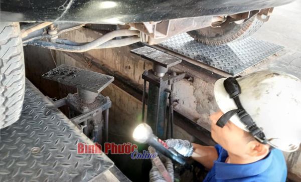 Trung t&acirc;m Đăng kiểm 9302D thực hiện nghi&ecirc;m quy định về an to&agrave;n kỹ thuật