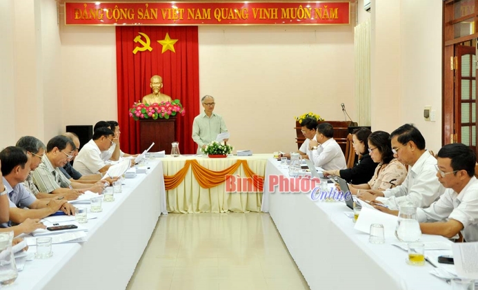 Ban kinh tế ngân sách thẩm tra nội dung văn bản trình tại kỳ họp thứ 12, HĐND tỉnh khóa IX